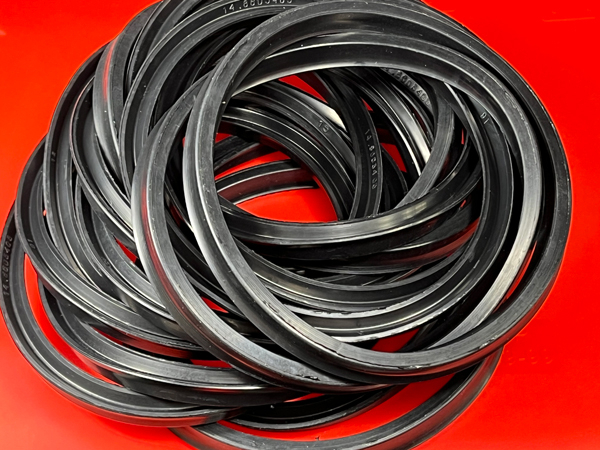 Манжета гидроподъёмника кузова 14.8603403 (92х95,3х8) Пермь