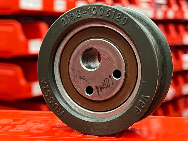 Ролик ремня ГРМ 2108-1006120 (10*65*27) VBF
