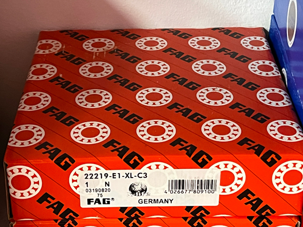 Подшипник 22219-E1-XL-С3 FAG аналог 30-53519Н размеры 95x170x43