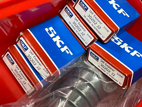 Подшипник 30202 J2 SKF аналог 7202А размеры 15*35*11,75