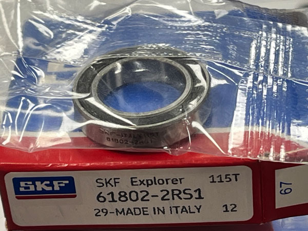 Подшипник 61802-2RS1 SKF аналоги 1180802, 1000802-2RS, 6802-2RS размеры 15*24*5