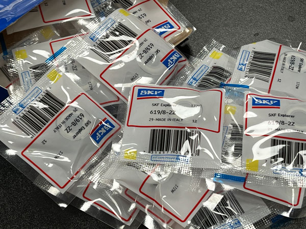 Подшипник 619/8-2Z SKF аналоги 1080098, 1000098-2Z, 698-2Z размеры 8/19/6