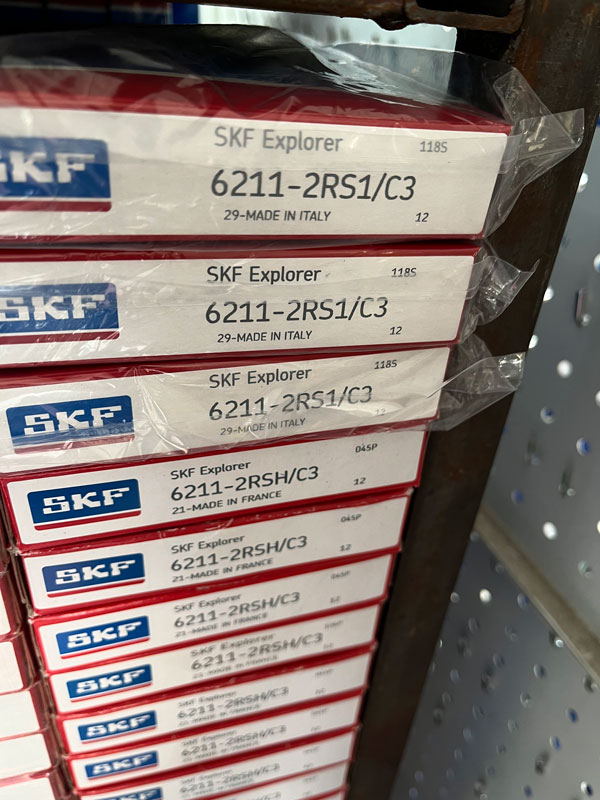 Подшипник 6211-2RS1/С3 SKF аналог 180211 размеры 55*100*21