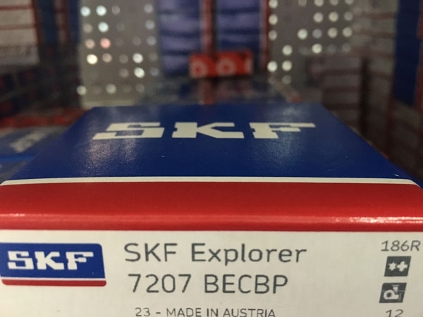 Подшипник 7207 BECBР SKF аналог 66207 размеры 35х72х17