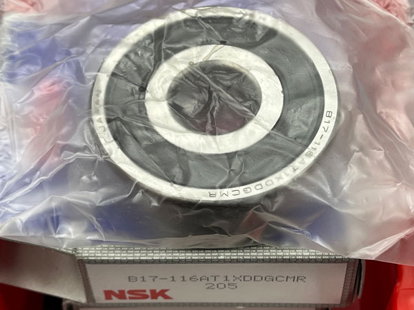 Подшипник B17-116AT1XDDGCMR NSK размеры 17*52*18