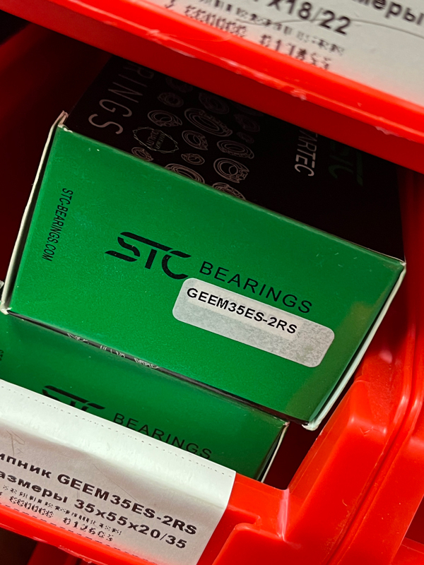 Подшипник GEEM35ES-2RS STC размеры 35*55*20/35