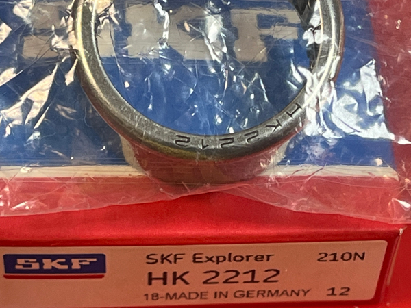 Подшипник HK2212 SKF размеры 22*28*12