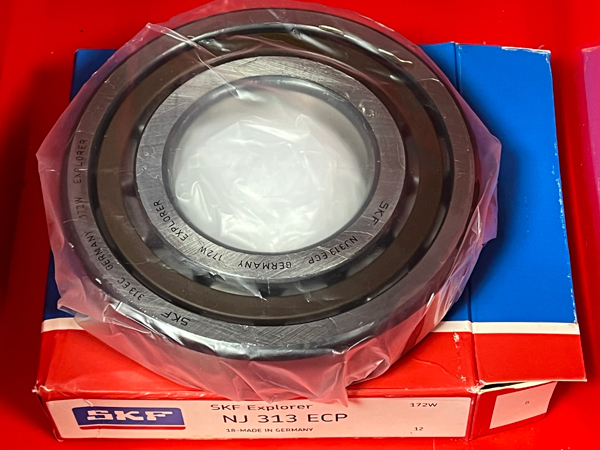 Подшипник NJ313 ECP SKF аналог 42313Е размеры 65x140x33