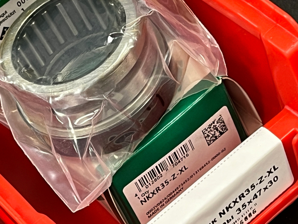 Подшипник NKXR35-Z-XL INA размеры 35x47x30