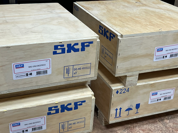 Подшипник NNU 4960 BK/SPW33 SKF размеры 300x420x118