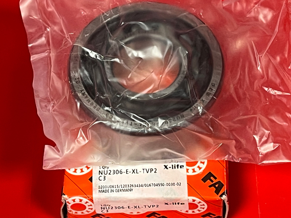 Подшипник NU2306-E-XL-TVP2-C3 FAG аналог 30-32606Е размеры 30x72x27