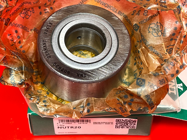 Подшипник NUTR20 INA размеры 20x47x25