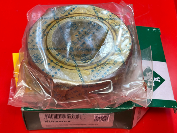 Подшипник NUTR40-A INA размеры 40x80x32