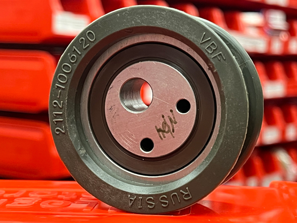 Ролик ремня ГРМ 2112-1006120 (10,1х55/63х32) VBF (830900AE1L20)