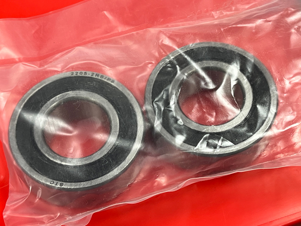 Подшипник 2205-2RS.P6 STC аналог 1505 размеры 25x52x18