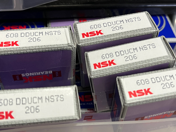Подшипник 608DDU NSK аналог 180018 размеры 8x22x7