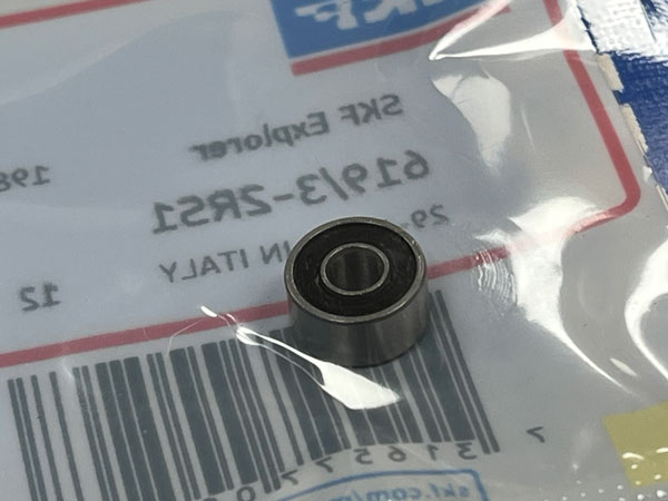Подшипник 619/3-2RS1 SKF аналоги 1180093, 1000093-2RS, 693-2RS размеры 3x8x4