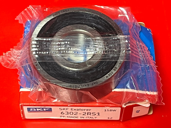 Подшипник 6302-2RS1 SKF аналог 180302 размеры 15x42x13
