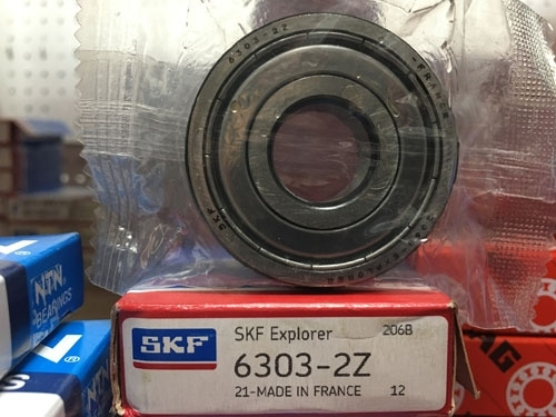 Подшипник 6303-2Z SKF аналог 80303 размеры 17*47*14