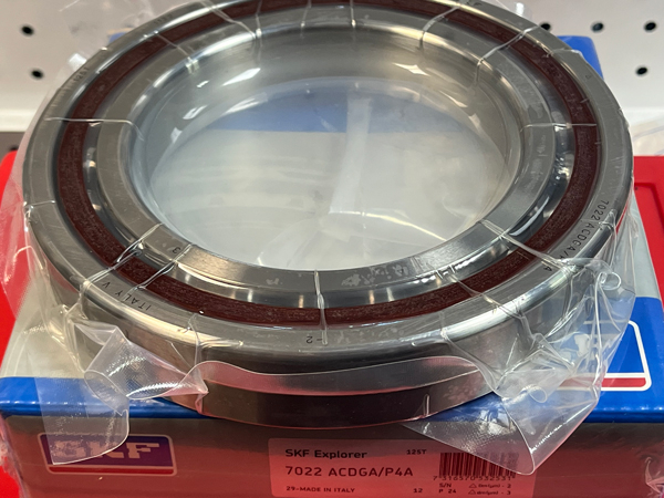 Подшипник 7022 ACDGA/P4A SKF аналог 46122Е размеры 110x170x28