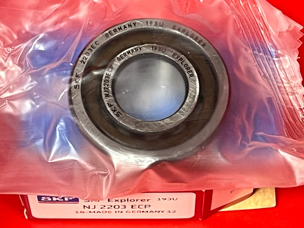 Подшипник NJ2203 ECP SKF аналог 42503Е размеры 17x40x16