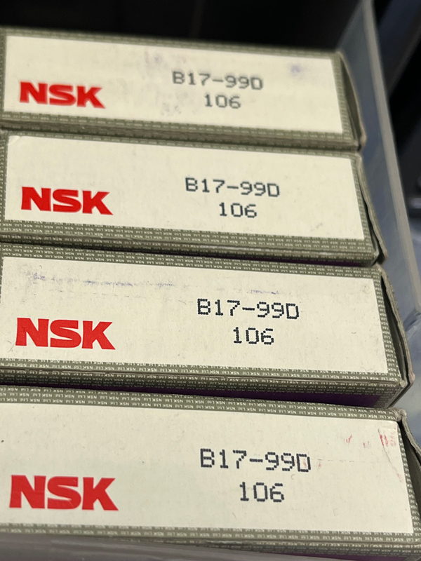 Подшипник B17-99D NSK размеры 17*52*17