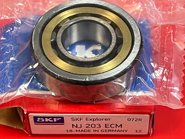 Подшипник NJ203 ECM SKF аналог 42203 Л размеры 17*40*12