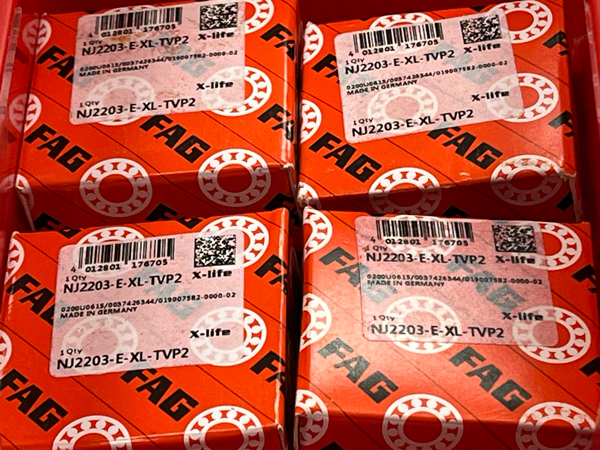 Подшипник NJ2203-E-XL-TVP2 FAG аналог 42503Е размеры 17*40*16