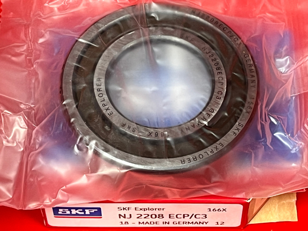 Подшипник NJ2208 ECP/C3 SKF аналог 30-42508Е размеры 40x80x23