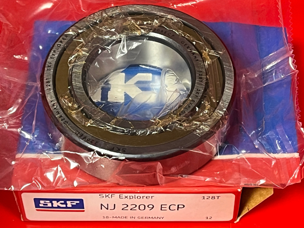 Подшипник NJ2209 ECP SKF аналог 42509Е размеры 45x85x23