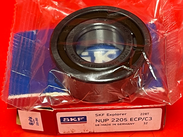 Подшипник NUP2205 ECP/C3 SKF аналог 30-92505Е размеры 25x52x18