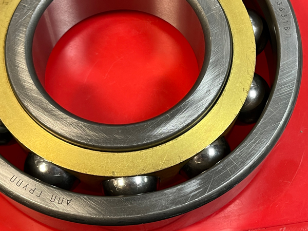 0036000 - однорядные неразъёмные со скосом на наружном кольце с углом контакта 12°