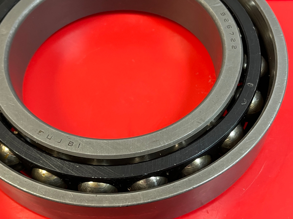 0926000 - однорядные со скосом на наружном и внутреннем кольцах